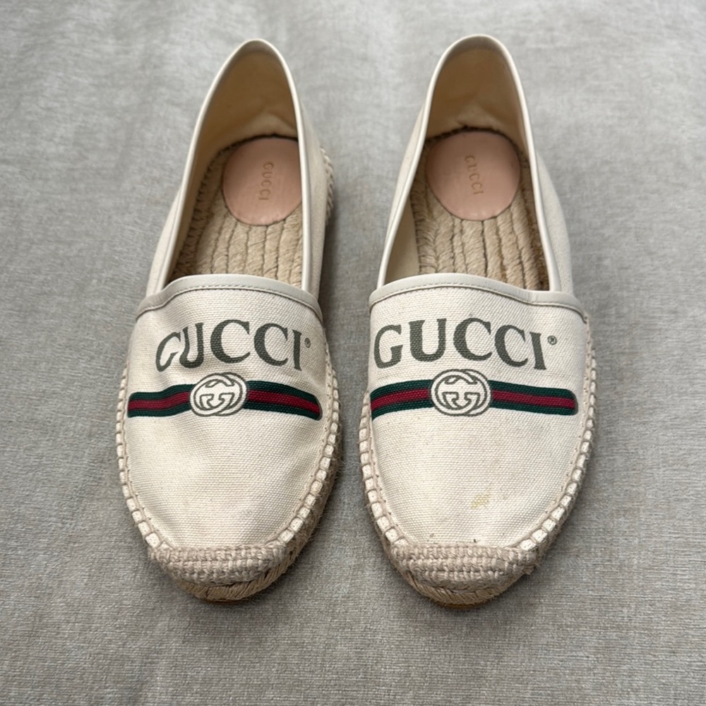 Gucci Cream Espadrilles with Luxurious Design